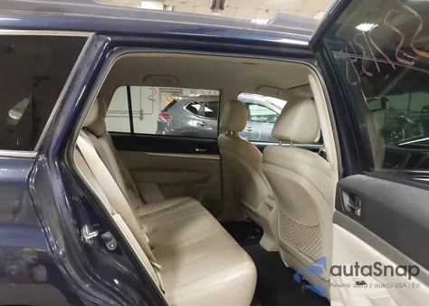 2013 Subaru Outback 2.5I Premium z USA, uszkodzony, nr VIN 4S4BRBCCXD3284494